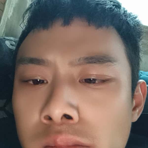 湖北23岁单身帅哥真诚找对象-临沧征婚相亲网