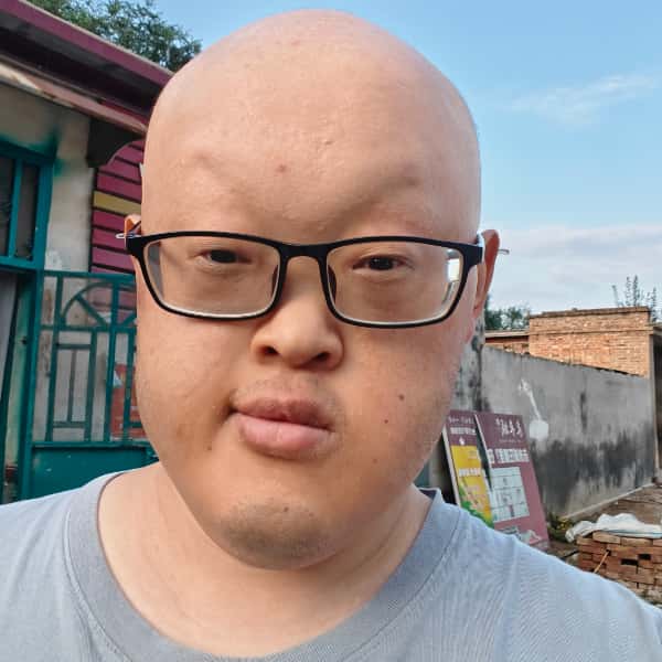 山东27岁单身帅哥真诚找对象-临沧征婚相亲网
