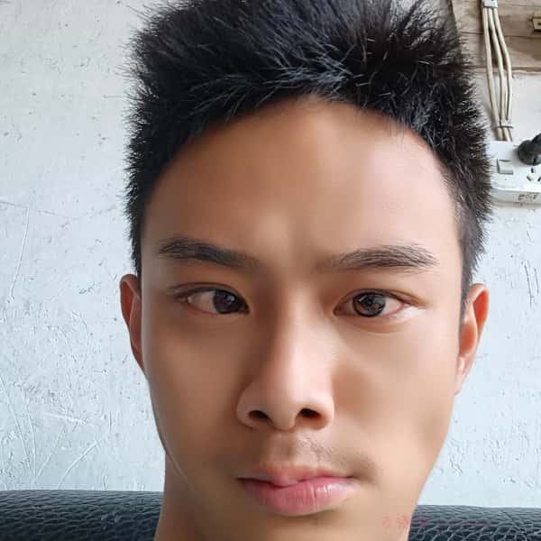 湖北23岁单身帅哥真诚找对象-临沧征婚相亲网