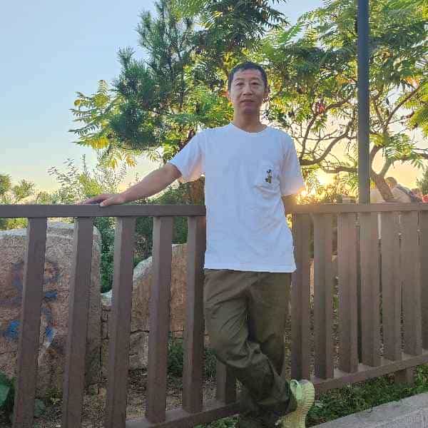 47岁岁辽宁单身帅哥 - 临沧吉缘网