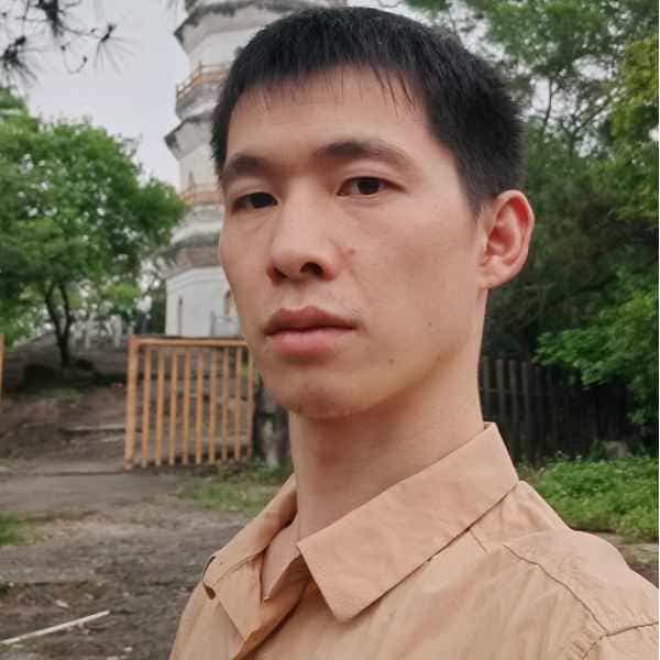 33岁岁四川单身帅哥 - 临沧吉缘网