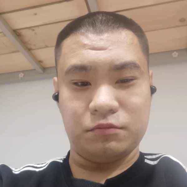 25岁岁山东单身帅哥 - 临沧吉缘网
