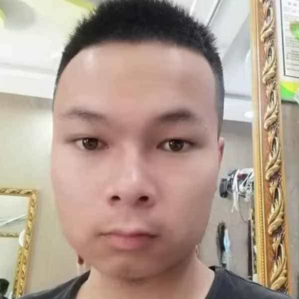 29岁岁云南单身帅哥 - 临沧吉缘网